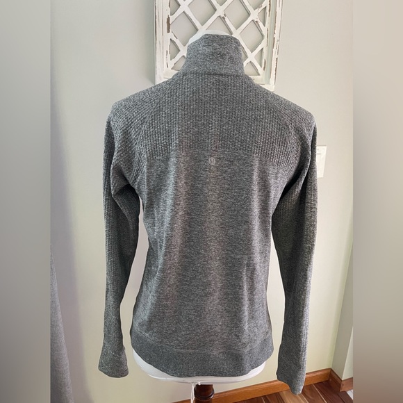 Lululemon Engineered Warmth Graphite Grey 1/2 Zip Pullover & Joggers Set Size 8 - Picture 4 of 14